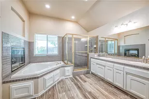 2231 E Pryor Dr, Fresno, CA 93720 - Photo 23