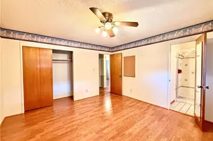 4934 E Floradora, Fresno, CA 93727 - Photo 11