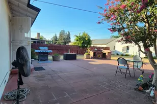417 N O St, Madera, CA 93637 - Photo 19