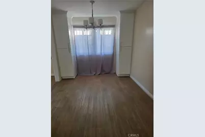 819 E 85th Street, Los Angeles, CA 90001 - Photo 3