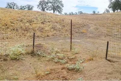 39503 S Lilley, Coarsegold, CA 93614 - Photo 23