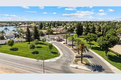 5090 Congressional, Chowchilla, CA 93610 - Photo 3