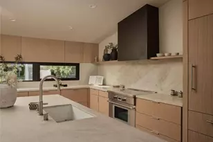 23740 Killion St, Woodland Hills, CA 91367 - Photo 9