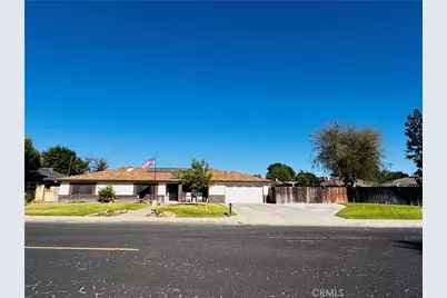 2560 Chestnut, Hanford, CA 93230 - Photo 1