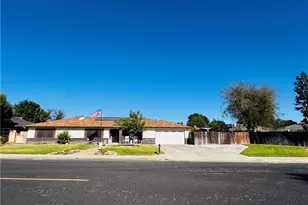 2560 Chestnut, Hanford, CA 93230 - Photo 1