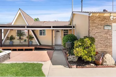 1917 W Flora St, Santa Ana, CA 92704 - Photo 5