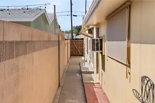1917 W Flora St, Santa Ana, CA 92704 - Photo 29