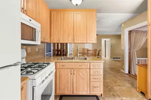 1917 W Flora St, Santa Ana, CA 92704 - Photo 13