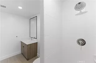 579 N Adler, Clovis, CA 93611 - Photo 17