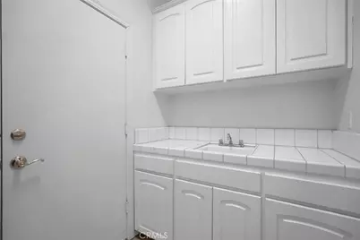 9514 N Larkspur Avenue, Fresno, CA 93720 - Photo 13