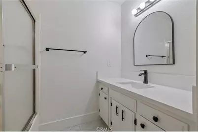 5451 W Santa Ana Avenue, Fresno, CA 93722 - Photo 27