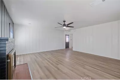 1114 N Conyer, Visalia, CA 93291 - Photo 27
