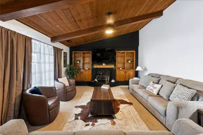 1307 S Arkle Street, Visalia, CA 93292 - Photo 9
