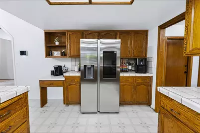 1307 S Arkle Street, Visalia, CA 93292 - Photo 15