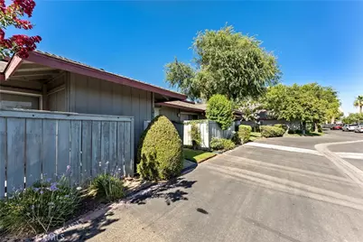 4504 N Valentine, Fresno, CA 93722 - Photo 13