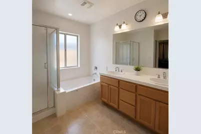 3215 S Meadowbrook Street, Visalia, CA 93292 - Photo 11