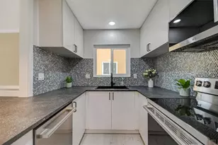 10406 Caminito Rimini, San Diego, CA 92129 - Photo 3