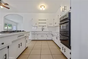 2214 S Locust, Visalia, CA 93277 - Photo 17