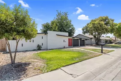 2214 S Locust, Visalia, CA 93277 - Photo 3