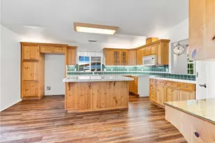 39482 Chickadee, Bass Lake, CA 93604 - Photo 15
