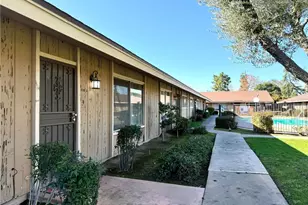 3749 N Fruit, Fresno, CA 93705 - Photo 5