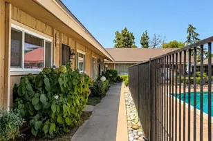 3749 N Fruit, Fresno, CA 93705 - Photo 27