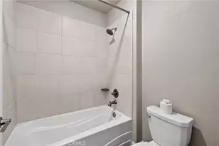 11315 N Via San Toma Dr, Fresno, CA 93730 - Photo 35