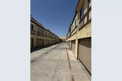38710 10th Street #12, Palmdale, CA 93550 - Photo 7