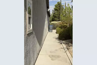 43963 Glenraven Road, Lancaster, CA 93535 - Photo 17