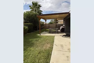 43963 Glenraven Road, Lancaster, CA 93535 - Photo 13