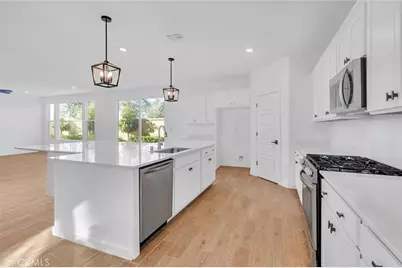 1240 Atlantica, Madera, CA 93636 - Photo 9