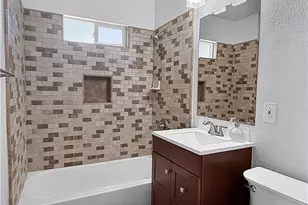 441 W 10th, Gilroy, CA 95020 - Photo 25