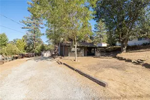 49832 Pierce, Oakhurst, CA 93644 - Photo 3