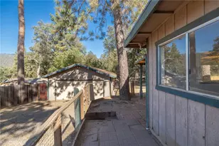 49832 Pierce, Oakhurst, CA 93644 - Photo 39
