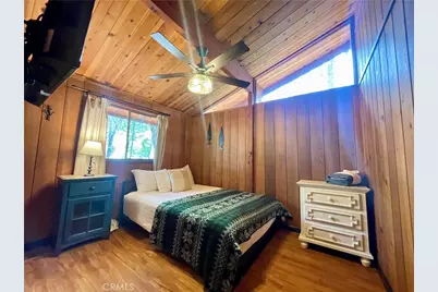 38954 Lake Point Court, Bass Lake, CA 93604 - Photo 13