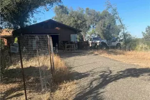 45990 Hawk Ln, Coarsegold, CA 93614 - Photo 17