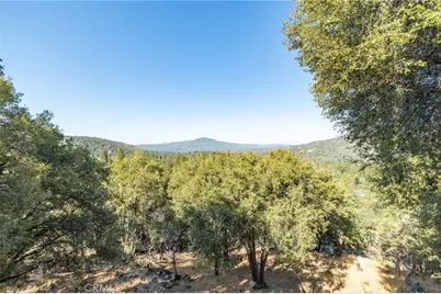 51300 Buckskin, Oakhurst, CA 93644 - Photo 9