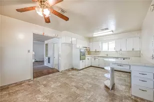 9728 S Zumwalt, Reedley, CA 93654 - Photo 5
