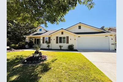 5824 E Kaviland, Fresno, CA 93727 - Photo 1