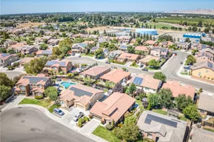 3745 Robinwood, Clovis, CA 93619 - Photo 43