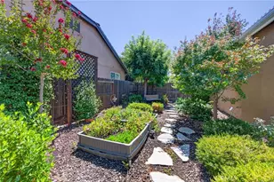 3745 Robinwood, Clovis, CA 93619 - Photo 37