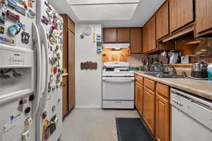 8847 Willis Ave, Panorama City, CA 91402 - Photo 3