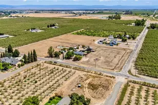 24143 Rd 15, Chowchilla, CA 93610 - Photo 29
