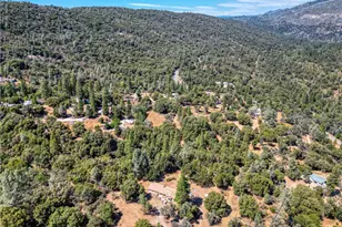 43696 Whispering Pines Dr, Oakhurst, CA 93644 - Photo 19