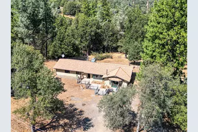 43696 Whispering Pines Drive, Oakhurst, CA 93644 - Photo 11