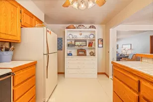 39268 Robin, Bass Lake, CA 93604 - Photo 11