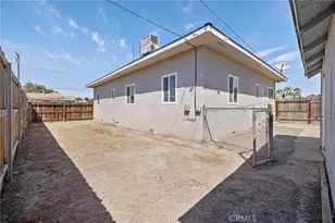 1229 N Redington, Hanford, CA 93230 - Photo 35