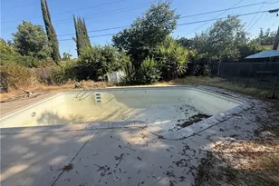 157 W Dovewood, Fresno, CA 93704 - Photo 29