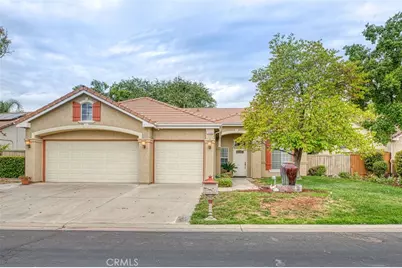 10588 E Fieldstone Avenue, Clovis, CA 93619 - Photo 1