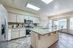 10588 E Fieldstone Ave, Clovis, CA 93619 - Photo 11